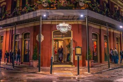 Voodoo borracho de Nueva Orleans, misterioso, paranormal, sobrenatural e gira por la historia