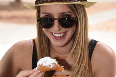 Recorrido histórico por el barrio francés con Cafe du Monde en Nueva Orleans