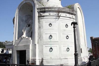 Tour por el cementerio del Barrio Francés de Nueva Orleans