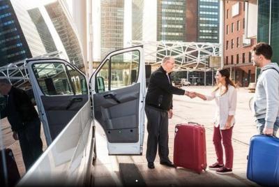 Traslado compartido de salida: hotel o puerto de cruceros al aeropuerto de Nueva Orleans