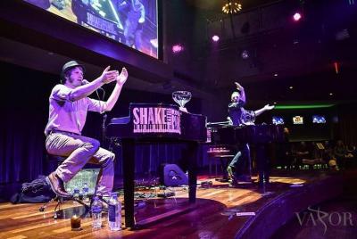 Times Square Shake Rattle and Roll más experiencia gastronómica