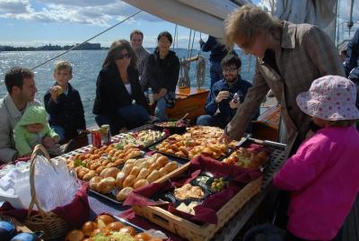 Paseo en barco con brunch y champán en la ciudad de Nueva York