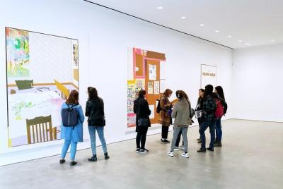Mostrar y contar las mejores visitas guiadas a las galerías de arte contemporáneo