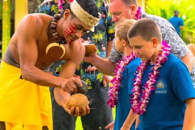 Toa Luau en Waimea Valley Toa Luau en Waimea Valley