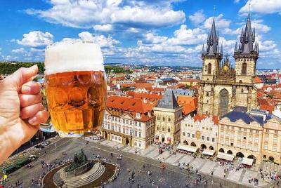 Praga Cerveza checa Caminata a pie con guía, auténtica experiencia de cultura de pub