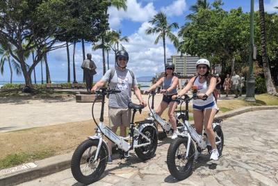 Paseo y caminata en bicicleta privada en Diamond Head Paseo y caminata en bicicleta privada en Diamond Head