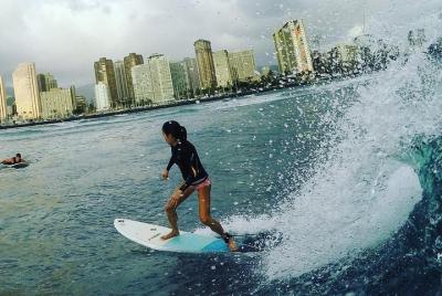 Surf - Lecciones uno a uno con un entrenador profesional - Waikiki, Oahu Surf - Lecciones uno a uno con un entrenador profesional - Waikiki, Oahu