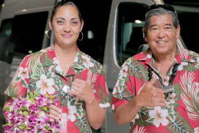 Aloha Lei saludo a su llegada a Honolulu Aloha Lei saludo a su llegada a Honolulu