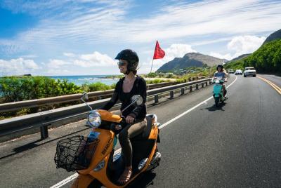 Alquiler de ciclomotores de estilo hawaiano para el día Alquiler de ciclomotores de estilo hawaiano para el día