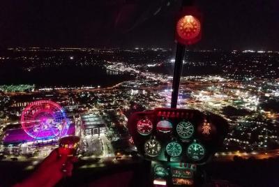 Tour nocturno en helicóptero por los parques temáticos de Orlando Tour nocturno en helicóptero por los parques temáticos de Orlando
