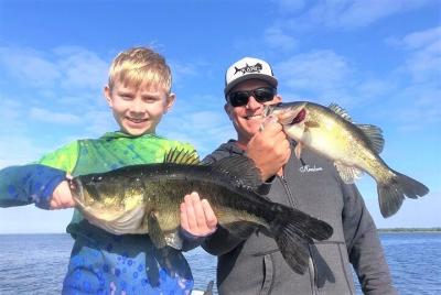 Excursiones de pesca en el lago Toho cerca de Kissimmee Florida Excursiones de pesca en el lago Toho cerca de Kissimmee Florida