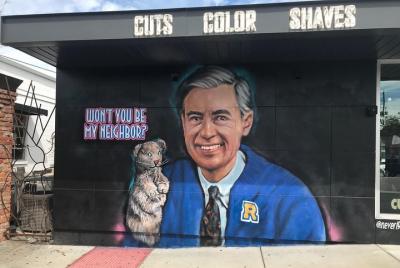 ¡Hola vecino! ¡El recorrido a pie de Mister Rogers! ¡Hola vecino! ¡El recorrido a pie de Mister Rogers!