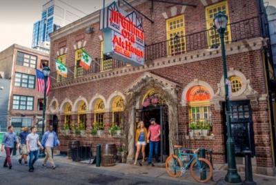 Búsqueda de bares en Filadelfia: adquisición de la taberna de la ciudad vieja