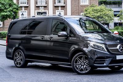 Traslado privado desde Phoenix al aeropuerto Sky Harbor PHX en camioneta de lujo