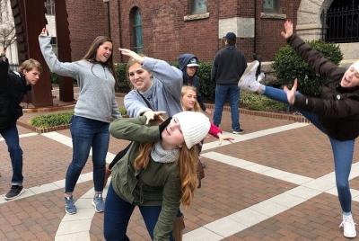 Experiencia única de búsqueda del tesoro en Portland por Wacky Walks