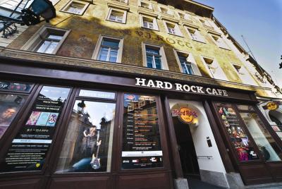Evite las colas: Hard Rock Cafe Praga con comida