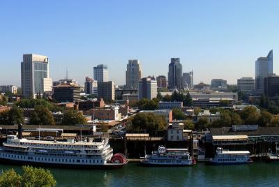 Murales urbanos de Sacramento: recorra las calles de Sacramento con un recorrido en audio