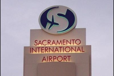Traslado de ida o vuelta al aeropuerto internacional de Sacramento