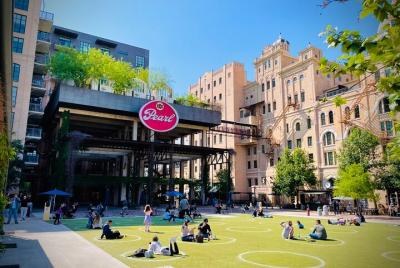 Tour privado de medio día en San Antonio: desde 1700 hasta hoy