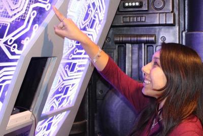 Encuentro: Espacio temático del espacio exterior Escape Room en Extreme Escape San Antonio