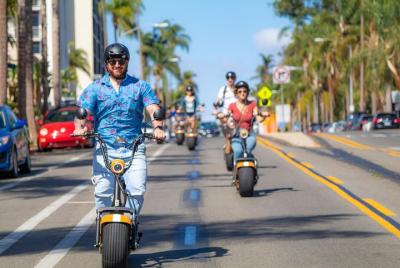 Tour guiado de 2 horas en moto por el centro de la ciudad: Balboa Park Tour guiado de 2 horas en moto por el centro de la ciudad: Balboa Park