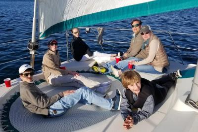 Crucero en catamarán en la bahía de San Diego para hasta 6 personas Crucero en catamarán en la bahía de San Diego para hasta 6 personas
