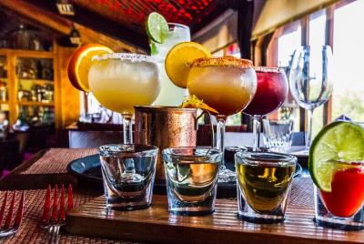 Old Town Tales, Tacos y Tequila en San Diego Old Town Tales, Tacos y Tequila en San Diego