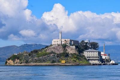 Alcatraz Inside: ¡La bahía a tu manera! ¡Haz tu propio combo!