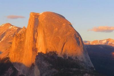 Experimenta la emoción de Yosemite Paquete de 3 días de alojamiento en hotel incluido Experimenta la emoción de Yosemite Paquete de 3 días de alojamiento en hotel incluido