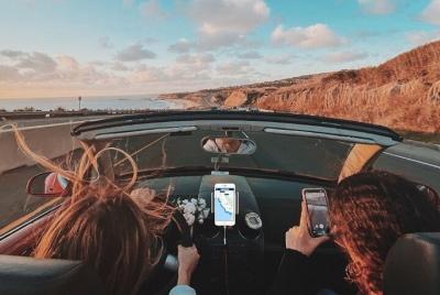 Recorrido de audio autónomo por la autopista 1 (autopista de la costa del Pacífico)