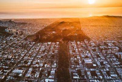 Recorrido a pie y en bicicleta para grupos pequeños en el parque Golden Gate y Haight-Ashbury Recorrido a pie y en bicicleta para grupos pequeños en el parque Golden Gate y Haight-Ashbury