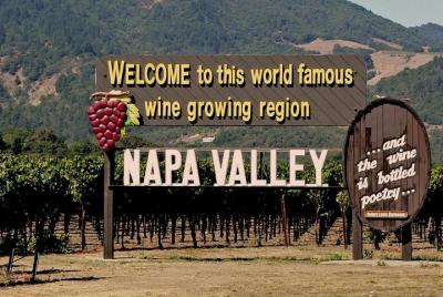 Explore la ruta vinícola de Napa Valley desde San Francisco en minivan privada Explore la ruta vinícola de Napa Valley desde San Francisco en minivan privada