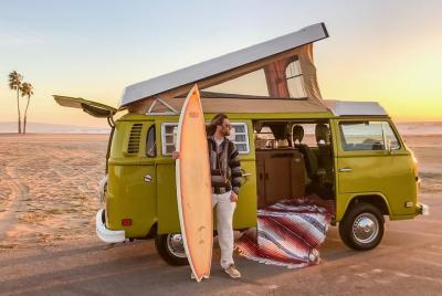 Malibu Beach Surf Tour en una camioneta VW Vintage