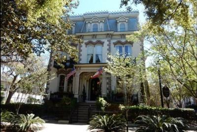 Tour guiado a pie por las casas históricas de Savannah