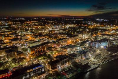 Epic Savannah Bar Crawl: por Let Epic Savannah Bar Crawl: por Let's Roam