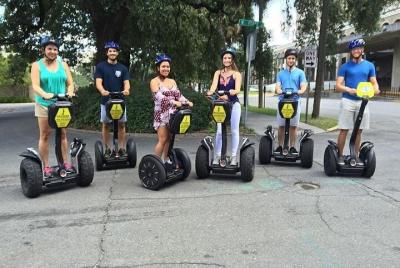 Recorrido a pie y en segway por el cementerio de Colonial Park por Savannah