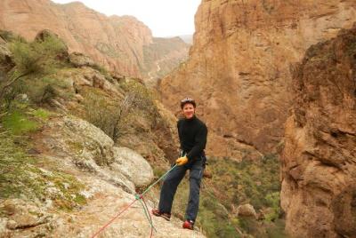 Aventura de descenso de cañones en el desierto Aventura de descenso de cañones en el desierto