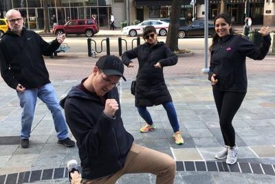 Experiencia única de búsqueda del tesoro en Everett por Crazy Dash