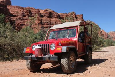 Tour privado en jeep panorámico por Red Rock de Sedona