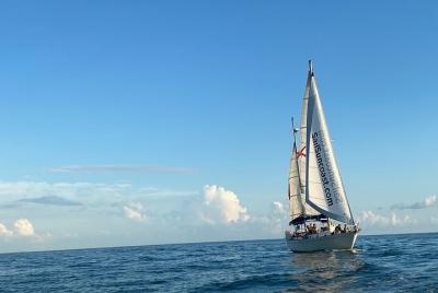¡Experiencia de navegación en el día de Suncoast Sailing! ¡Experiencia de navegación en el día de Suncoast Sailing!