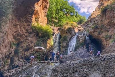 Excursión de un día a las montañas del Atlas con paseo en camello