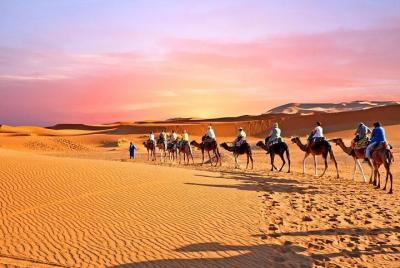 MERZOUGA & ZAGORA Tour en grupo pequeño de 4 días desde Marrakech.
