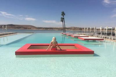 Paseo en camello por el desierto de Agafay y natación en Jet Atlas - Excursión de un día - tour privado