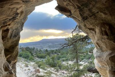Tour en grupo pequeño Sunset UTV Slot Canyon y S'more