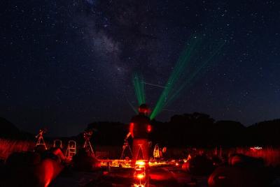 Observación de estrellas en el nuevo cielo oscuro internacional de ZNP