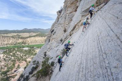 Escalada en roca "Top of the Rock" del este de Zion (vía ferrata), descenso de barrancos y rápel Escalada en roca