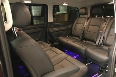 Traslado privado de Noosa al aeropuerto de Sunshine Coast para 1 a 7 personas