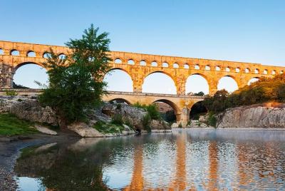 Tour de día completo por lo más destacado de Provenza desde Aviñón Tour de día completo por lo más destacado de Provenza desde Aviñón