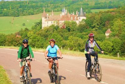 Tour de 4 noches por Borgoña en bicicleta desde Beaune Tour de 4 noches por Borgoña en bicicleta desde Beaune