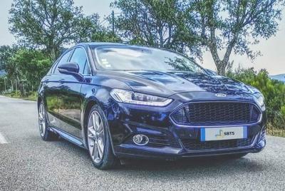 Traslado privado del aeropuerto de Mandelieu la Napoule al aeropuerto de Niza